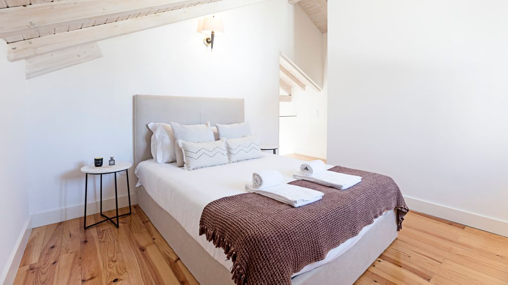 Central 2BR Apartment w/ Patio by LovelyStay
