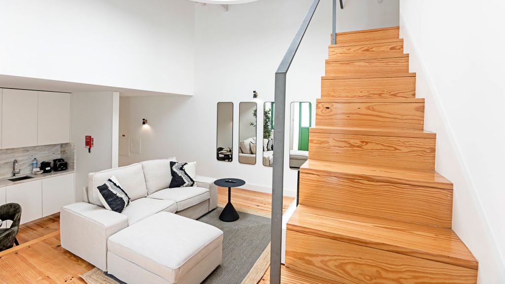 Central 2BR Apartment w/ Patio by LovelyStay