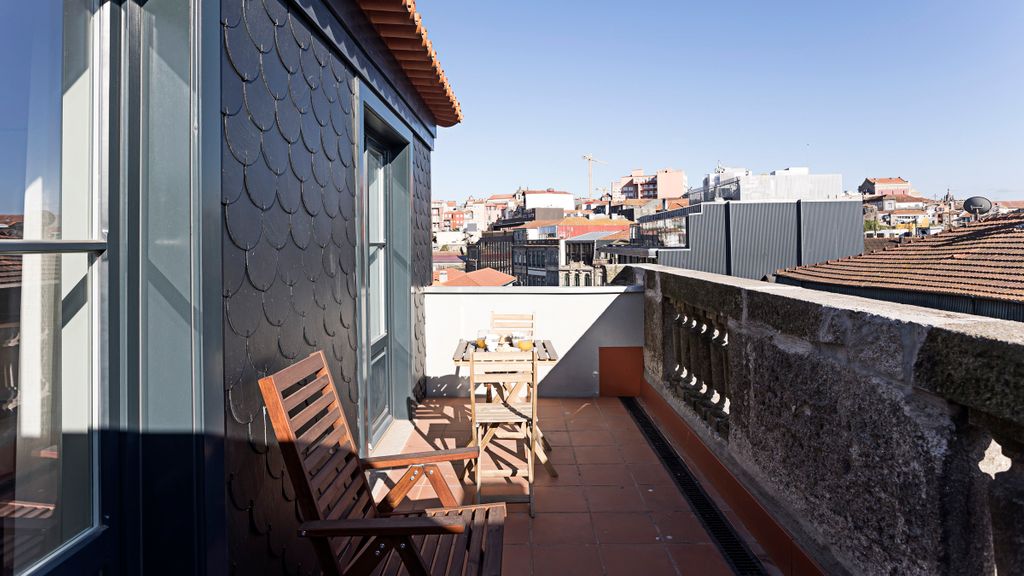 Aliados Premium 1BR w/ Terrace by LovelyStay