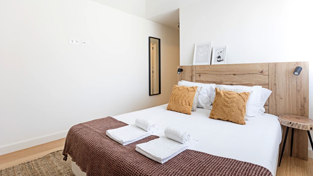 Aliados Premium 1BR w/ Terrace by LovelyStay