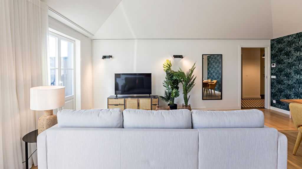 Aliados Premium 1BR w/ Terrace by LovelyStay