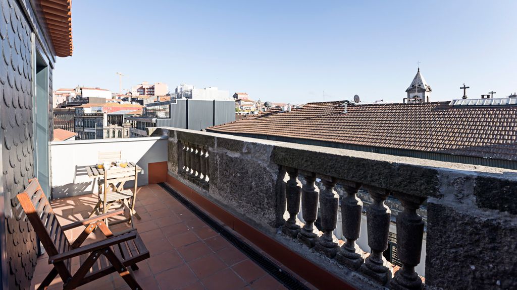 Aliados Premium 1BR w/ Terrace by LovelyStay