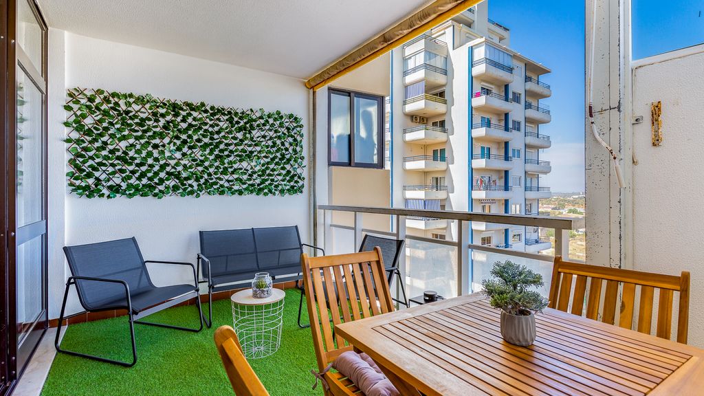 1BDR Apt W/Balcony & Pool by LovelyStay