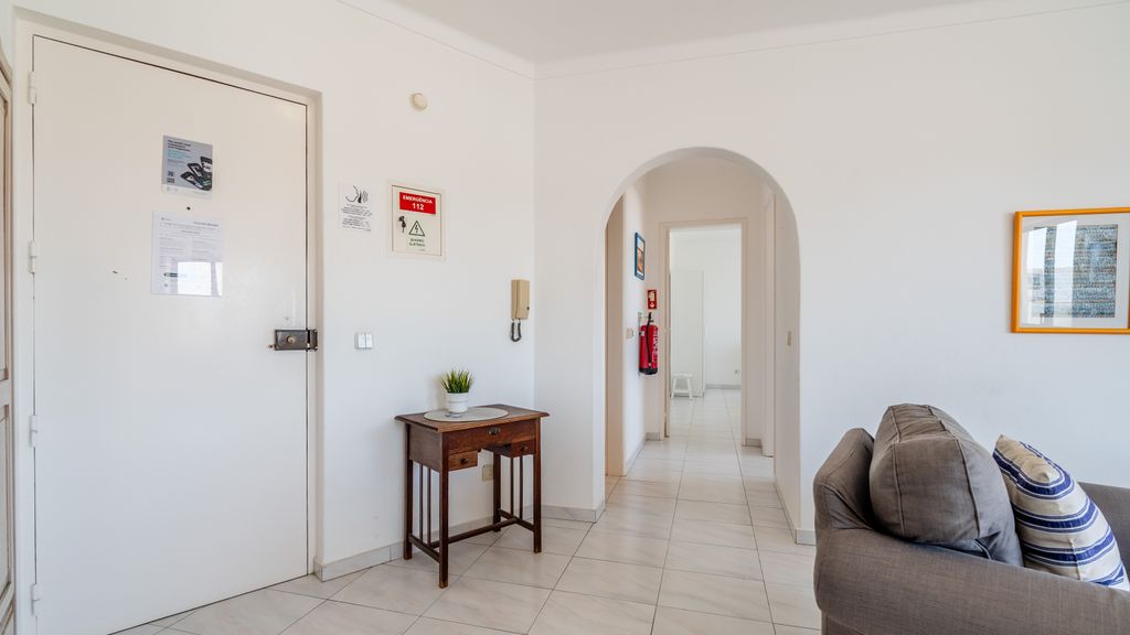 Sunny Apart W Balcony in Algarve by LovelyStay