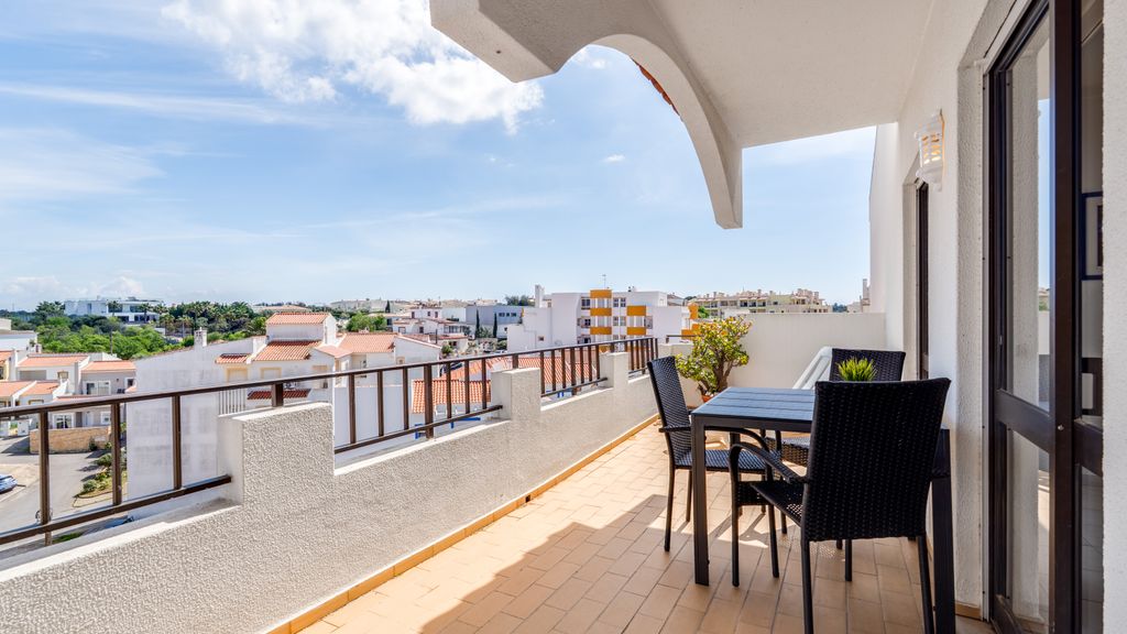 Sunny Apart W Balcony in Algarve by LovelyStay