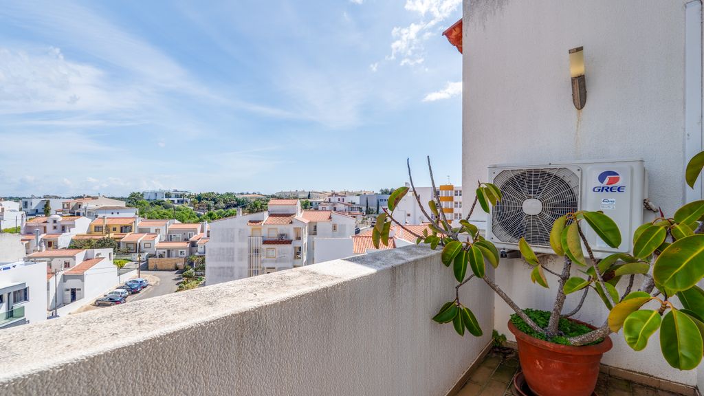 Sunny Apart W Balcony in Algarve by LovelyStay