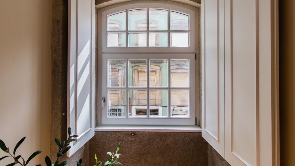 Almada 1.3 by LovelyStay