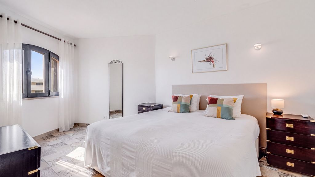 Downtown Carvoeiro 1BDR Apart W/View by LovelyStay