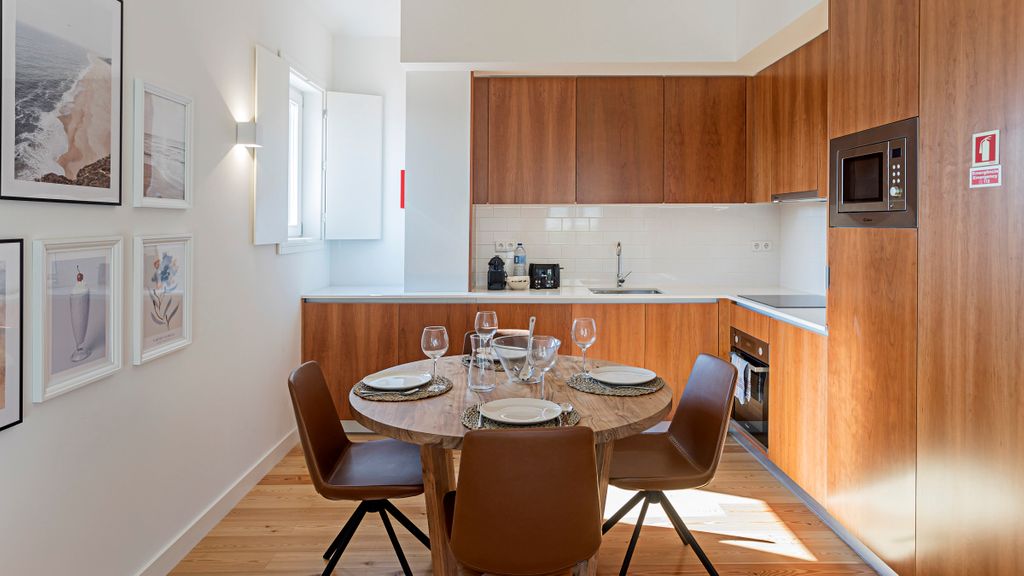 Wonderful Flat Near River w/ AC by LovelyStay