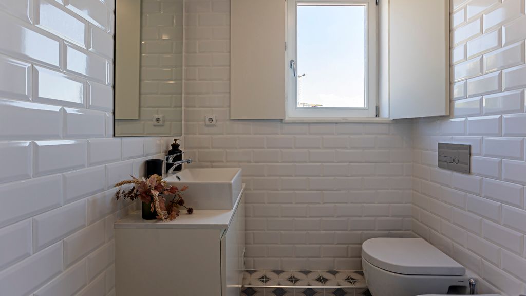 Wonderful Flat Near River w/ AC by LovelyStay