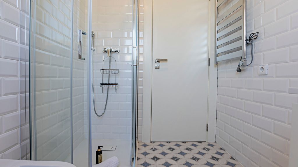 Wonderful Flat Near River w/ AC by LovelyStay