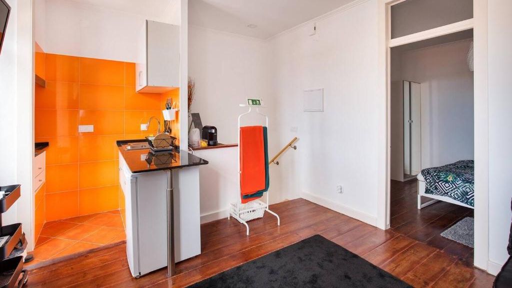 Dom Pipas Houses - Janela da Estação by LovelyStay