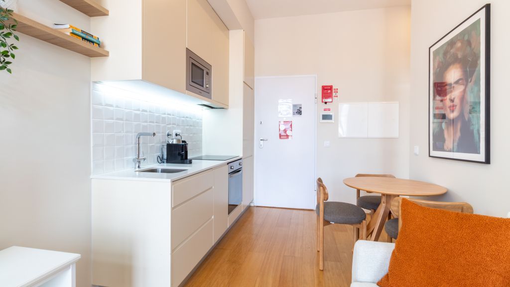 31 Janeiro 157 - Delightful 1BR w AC by LovelyStay