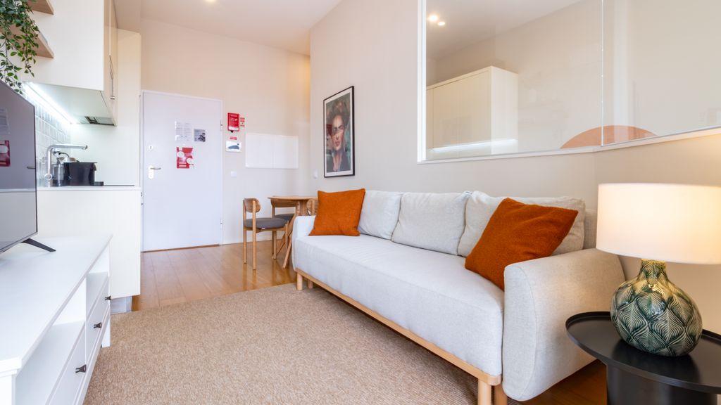 31 Janeiro 157 - Delightful 1BR w AC by LovelyStay