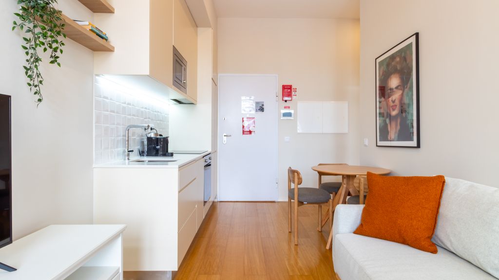 31 Janeiro 157 - Delightful 1BR w AC by LovelyStay