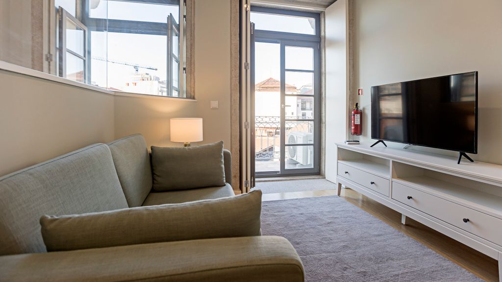 31 Janeiro 157 - Charming 1BR w AC by LovelyStay
