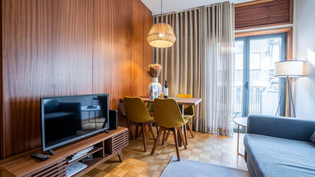 Firmeza388 3E - Luminous Apartment by LovelyStay