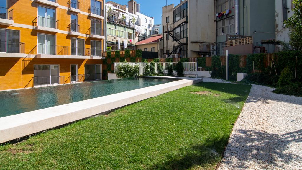 Bright 1 BDR Apartment W/ Pool View by LovelyStay