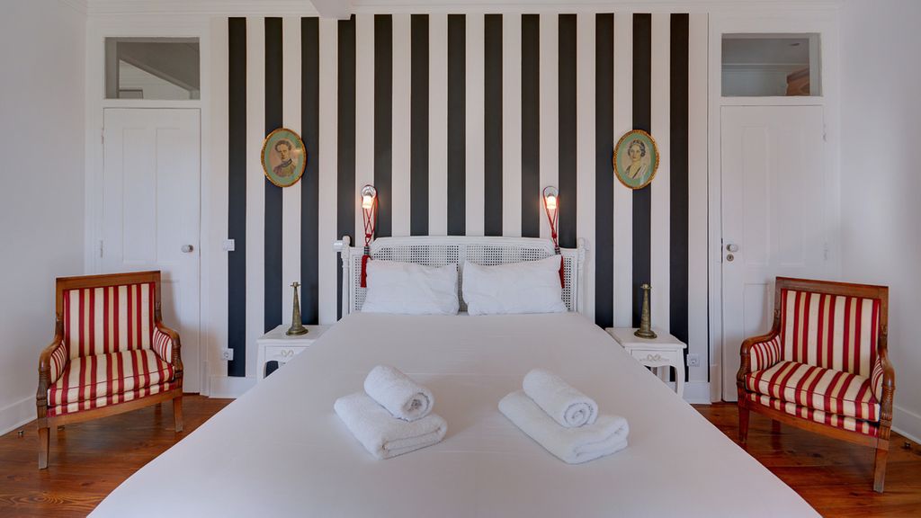 Magnificent Lisbon Apartment by LovelyStay