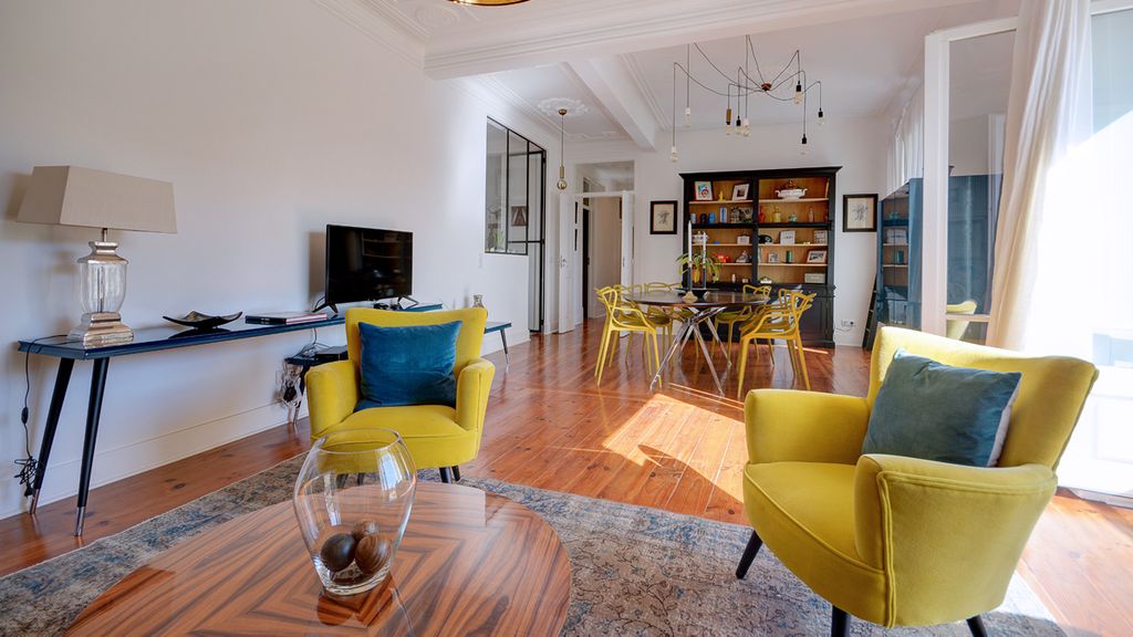 Magnificent Lisbon Apartment by LovelyStay