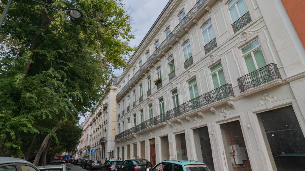 Avenida da Liberdade 12, 1B