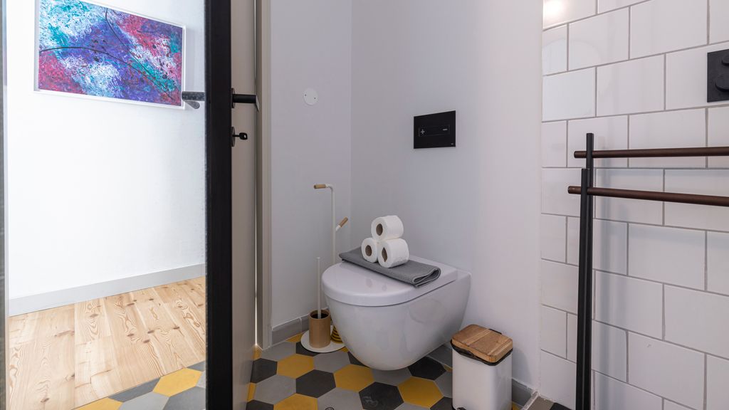 Glamorous 3BDR Apartment in Lisbon by LovelyStay