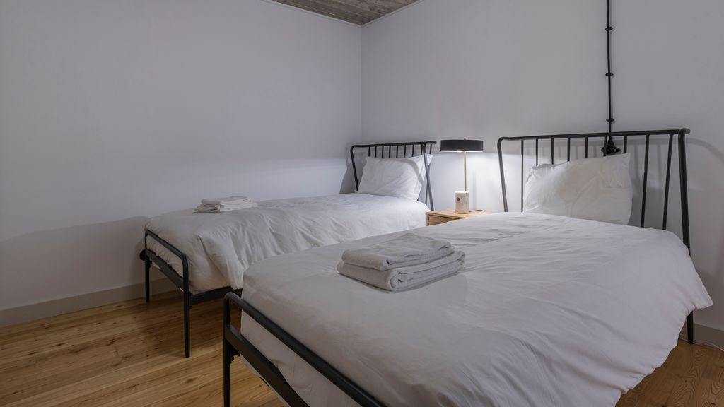 Glamorous 3BDR Apartment in Lisbon by LovelyStay