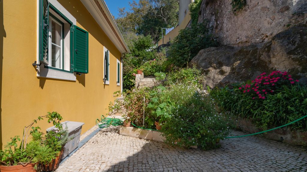 Cazal da Saúde Suite W/ Pool by LovelyStay