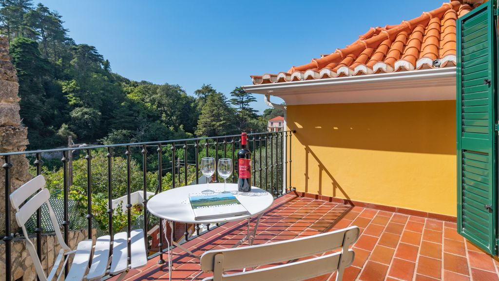 Cazal da Saúde Suite W/ Pool by LovelyStay