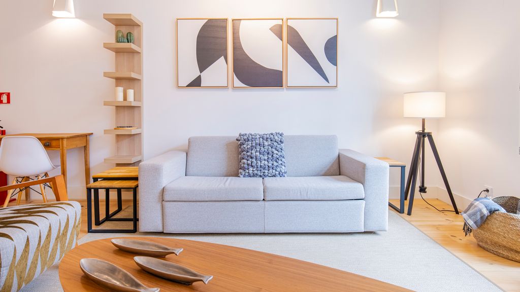 Modern Rustic Flat in Santos by LovelyStay