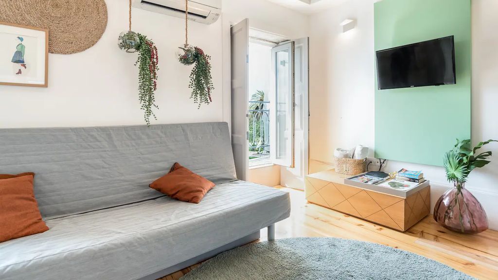 Duplex w/ AC In Praça República by LovelyStay