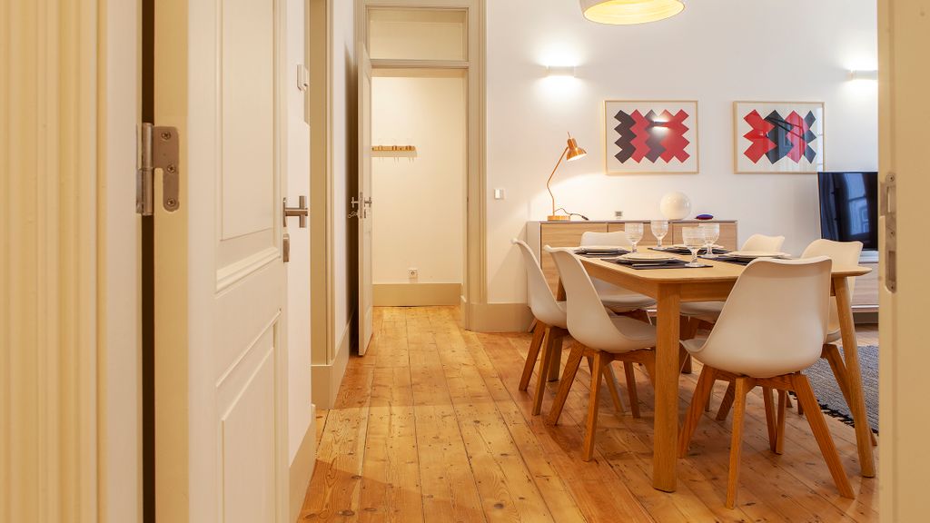 Charming 2BDR Apartment in Lapa by LovelyStay