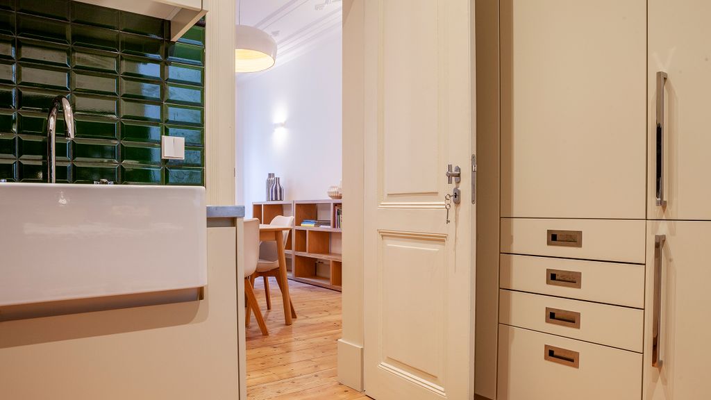 Charming 2BDR Apartment in Lapa by LovelyStay