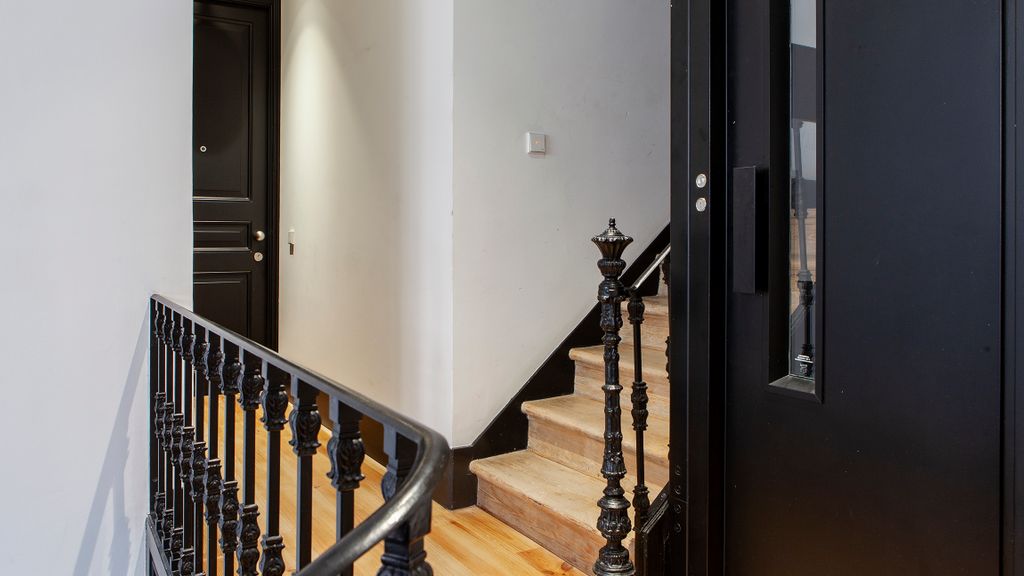 Charming 2BDR Apartment in Lapa by LovelyStay