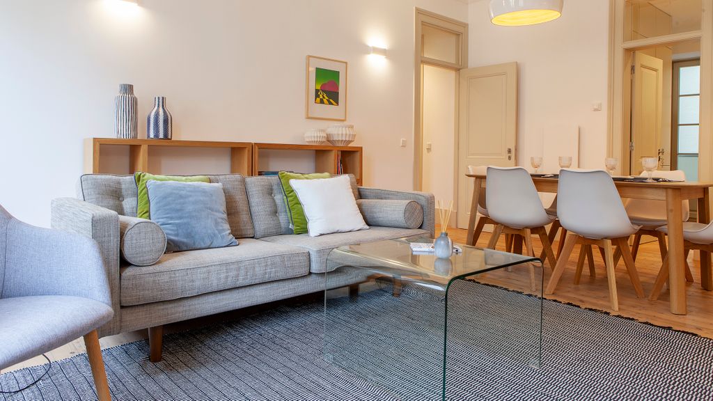 Charming 2BDR Apartment in Lapa by LovelyStay