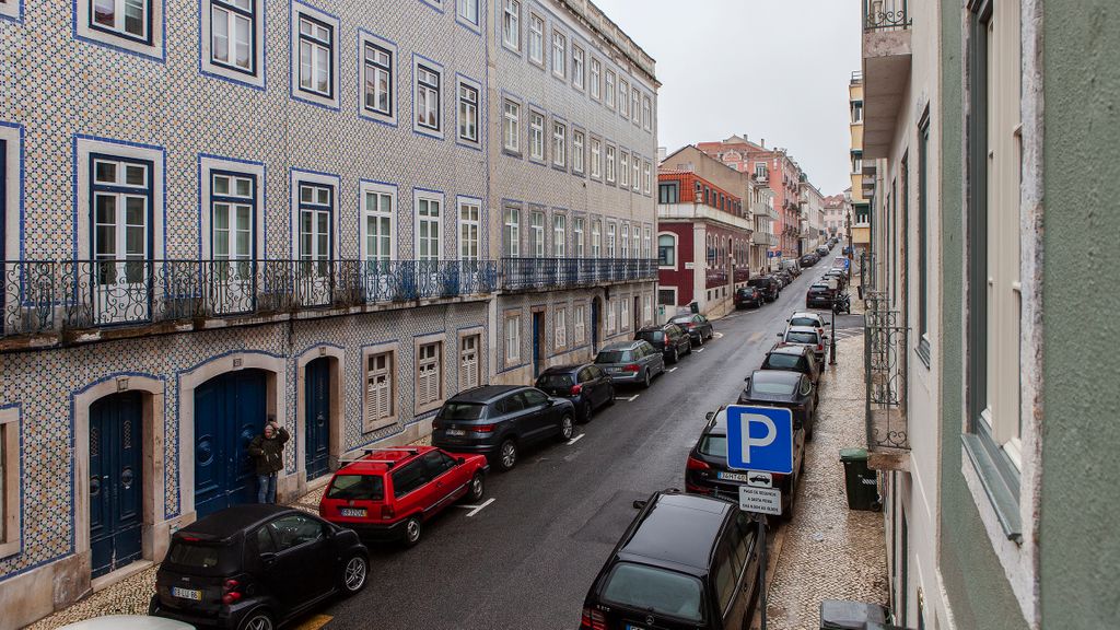 Charming 2BDR Apartment in Lapa by LovelyStay