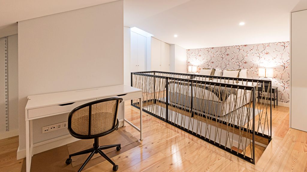 Bonfim Elegant Duplex w/ AC by LovelyStay