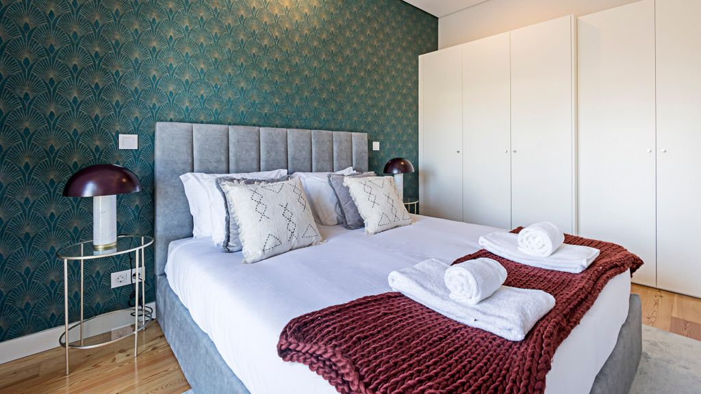 Bonfim Elegant Duplex w/ AC by LovelyStay