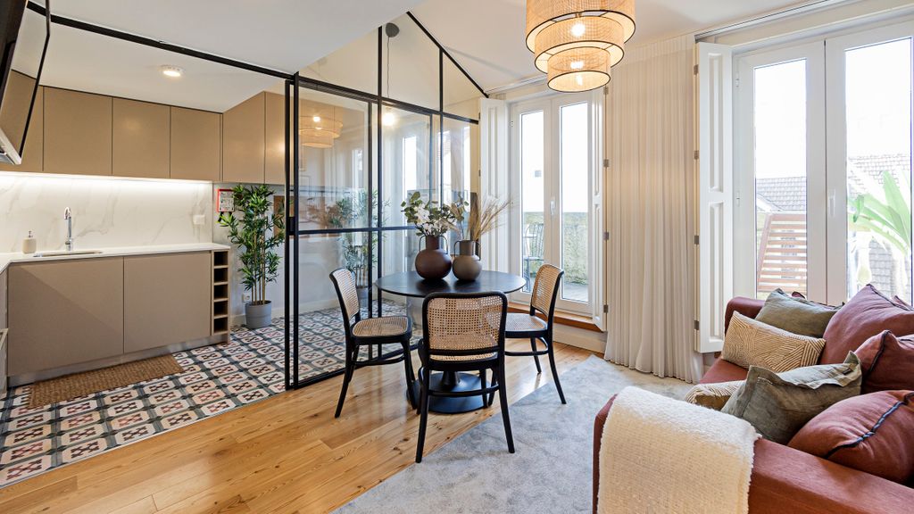 Bonfim Elegant Duplex w/ AC by LovelyStay