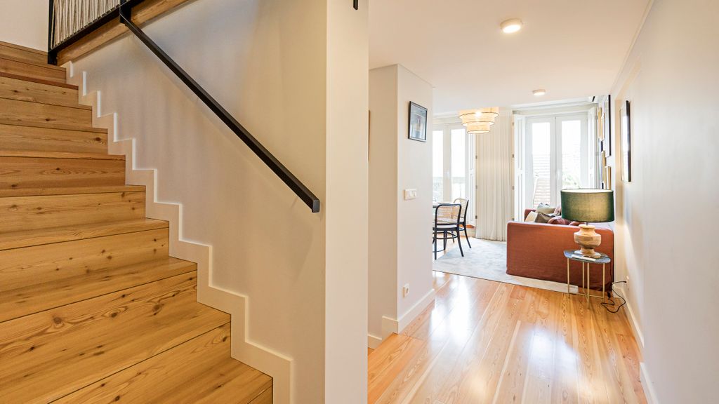 Bonfim Elegant Duplex w/ AC by LovelyStay
