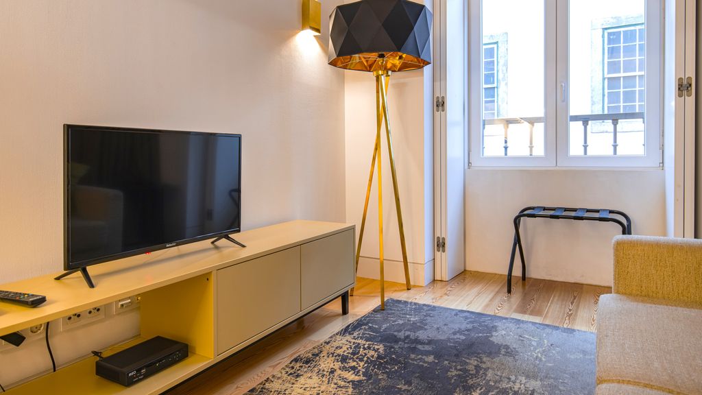 Cozy Downtown Studio by LovelyStay