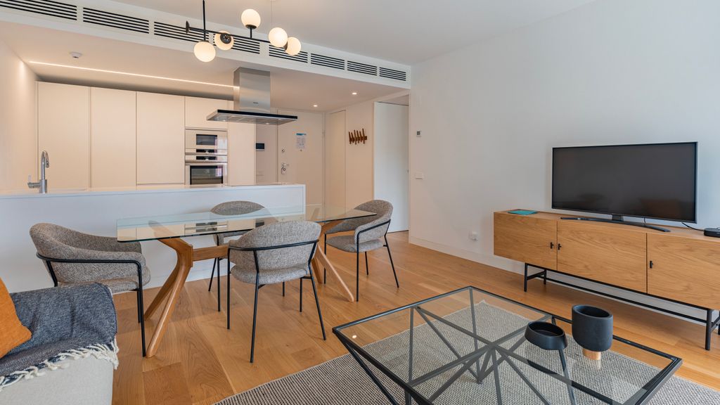 Unique Belém 1BDR Apartment by LovelyStay