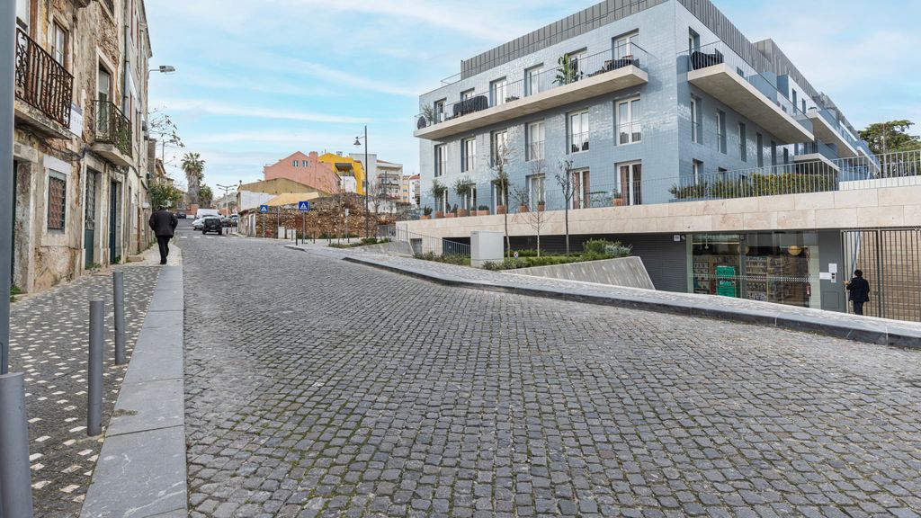 Unique Belém 1BDR Apartment by LovelyStay