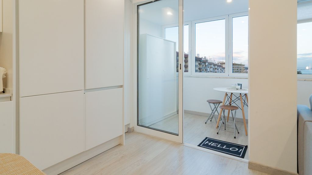 Stylish Apartment W/ River View by LovelyStay