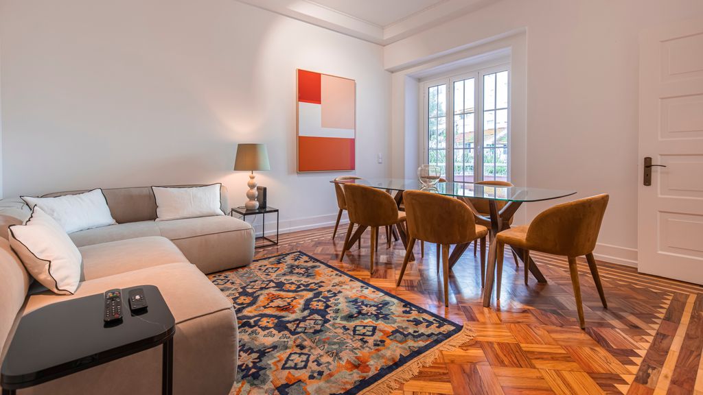 Magnificent 4BDR Apartment in Lisbon by LovelyStay