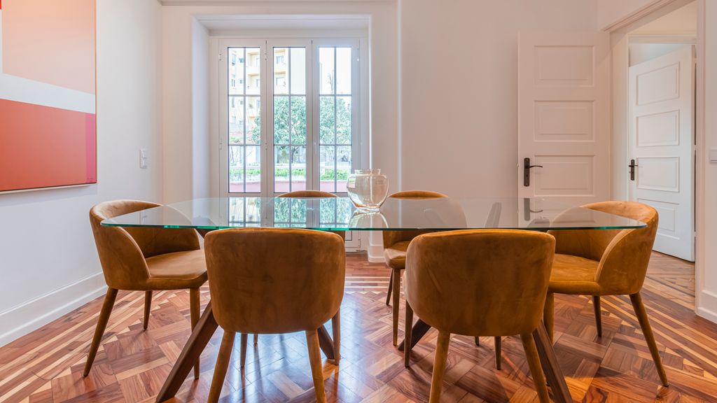 Magnificent 4BDR Apartment in Lisbon by LovelyStay