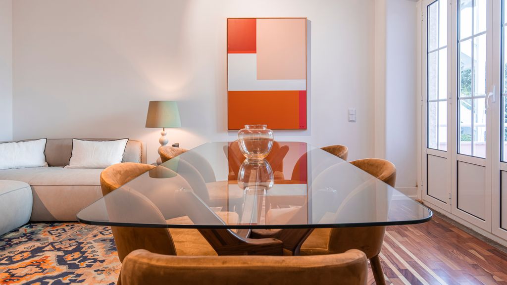 Magnificent 4BDR Apartment in Lisbon by LovelyStay