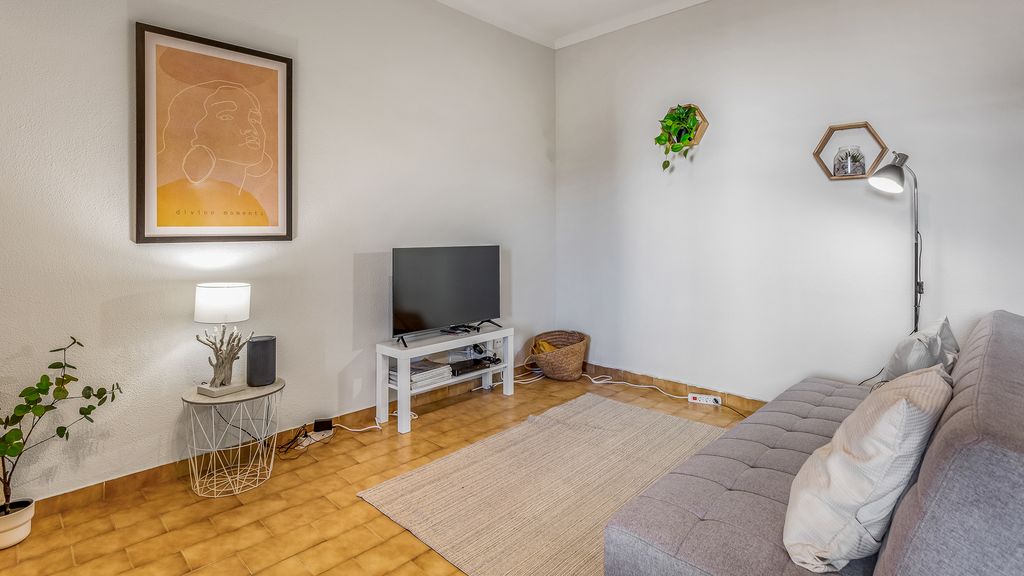 Ocean Breeze 1 BDR Flat in Portimão by LovelyStay