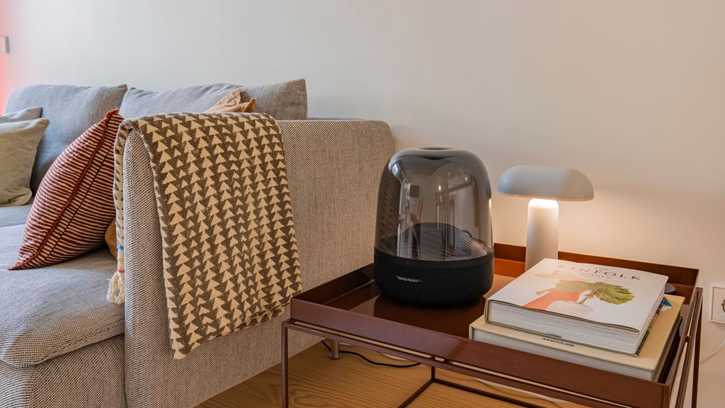 Deluxe 2BDR Apartment W/ Patio by LovelyStay