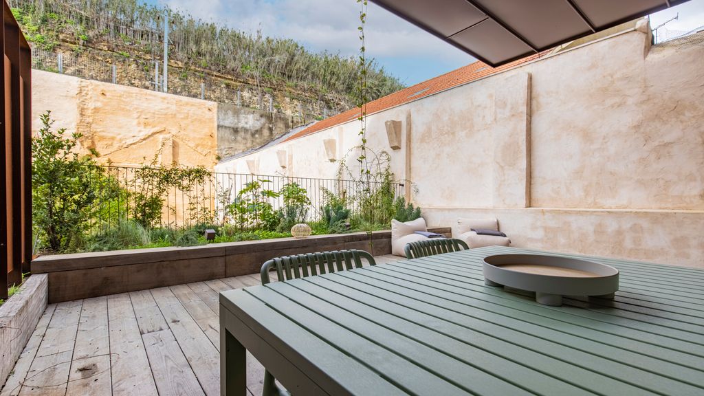 Deluxe 2BDR Apartment W/ Patio by LovelyStay